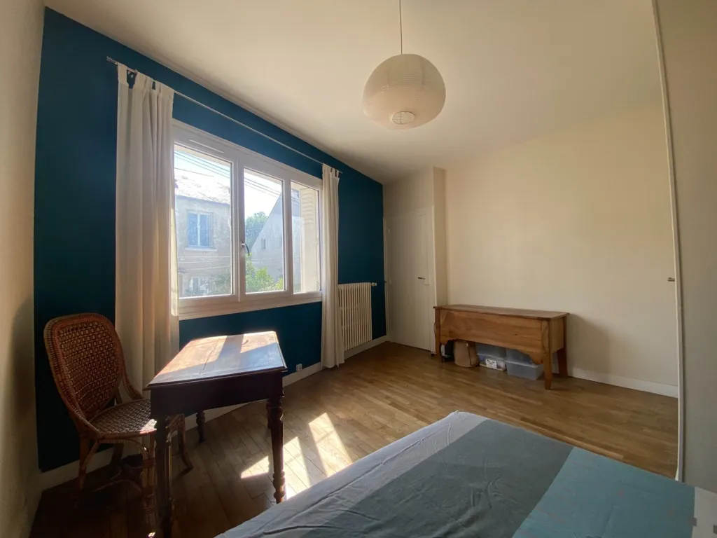 Dormitorios - Traversant Apartment with East View in Tours