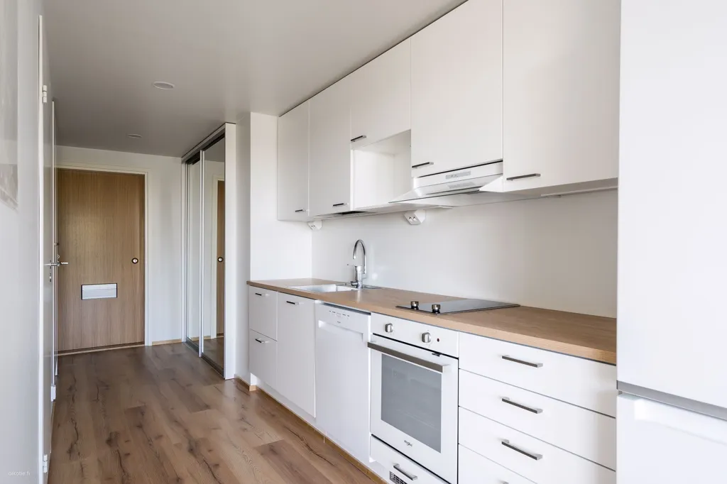 Kitchen - 1-room apartment in Espoo