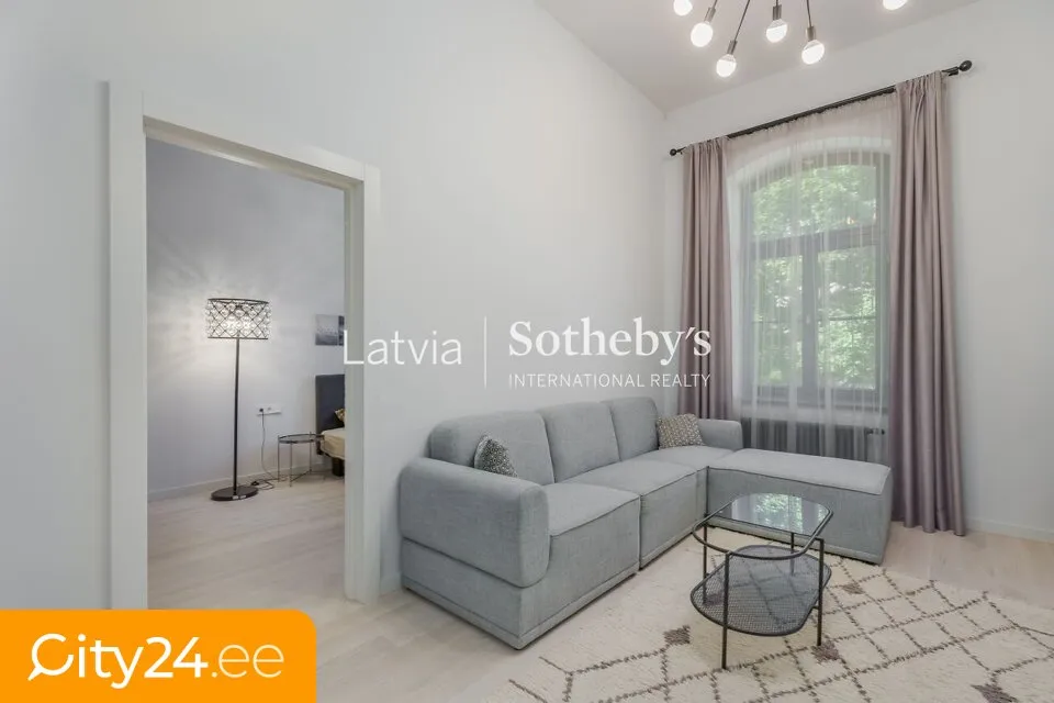Elutuba - 2-Bedroom Apartment with National Library View in Riga