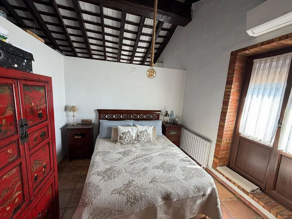 Chambres - Rustic Farmhouse with Land near Huerta