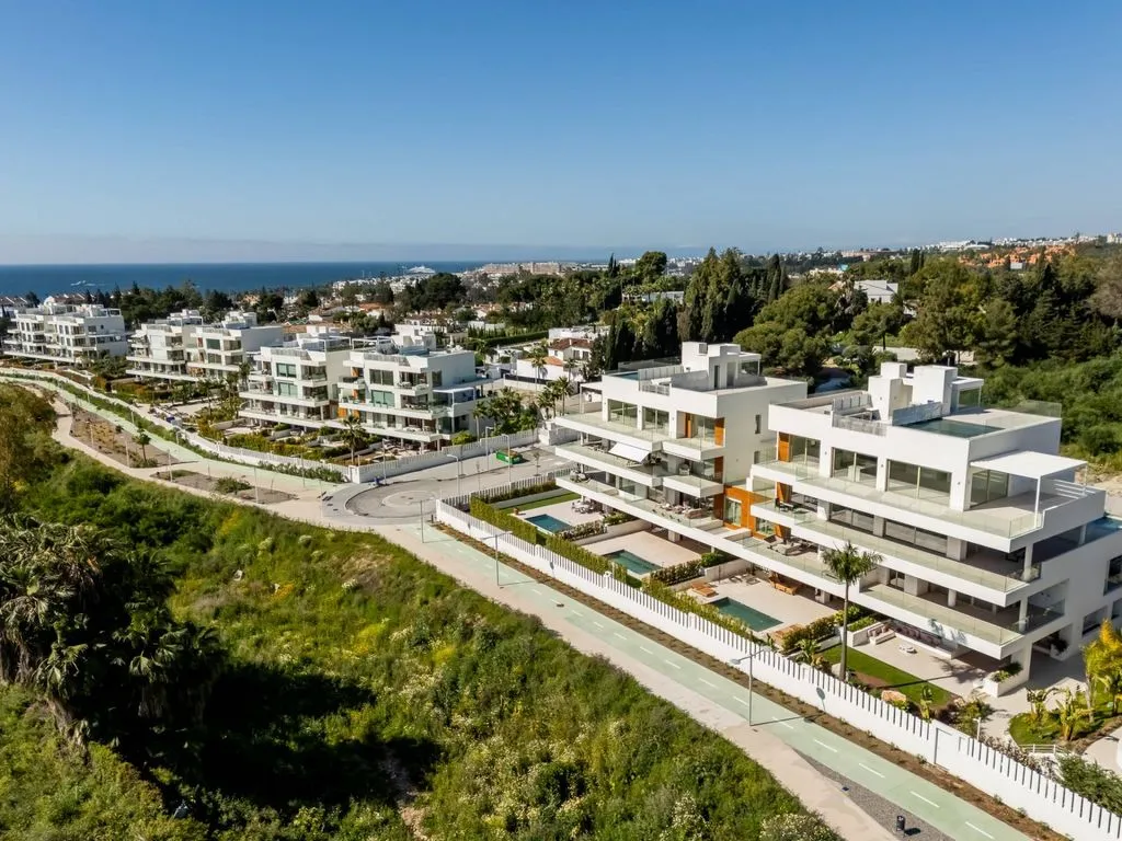 Õhuvaade - Triplex with Rooftop Pool in Marbella Golden Mile