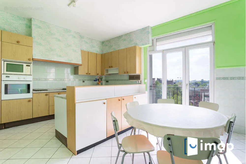 Cuisine - Appartement de Caractère avec Vue Dégagée à Marcq-en-Barœul