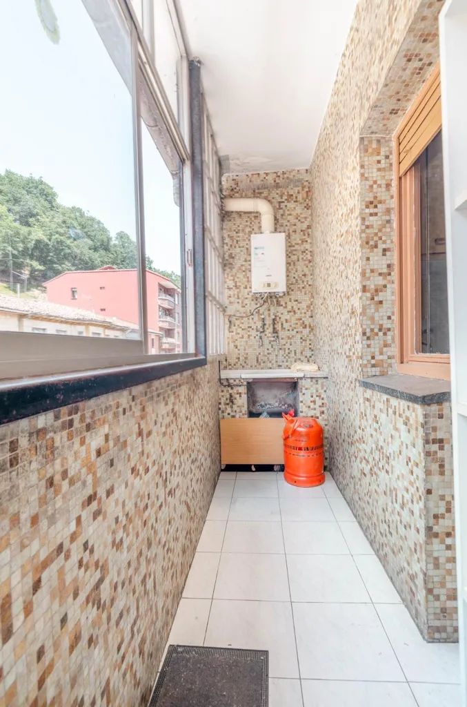 Balcon - Apartment with Central Location in La Ara, Asturias