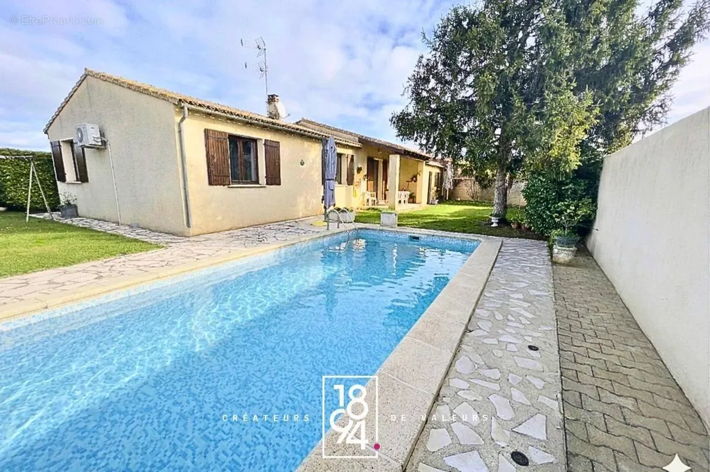 Bassein - Occupied Viager House with Pool in Manduel