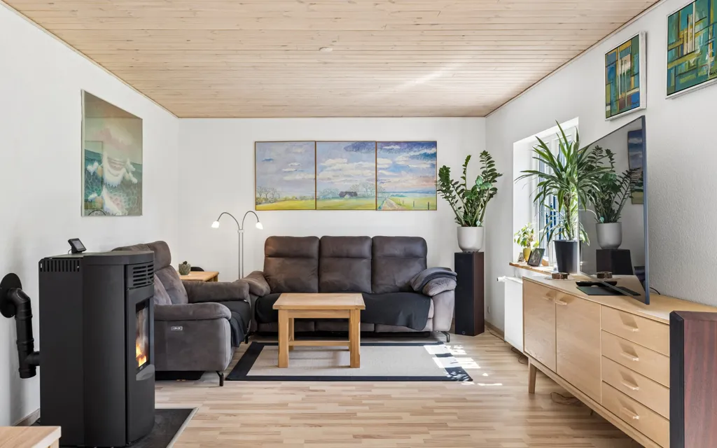 Living Room - Central Villa with South-Facing Garden in Broager