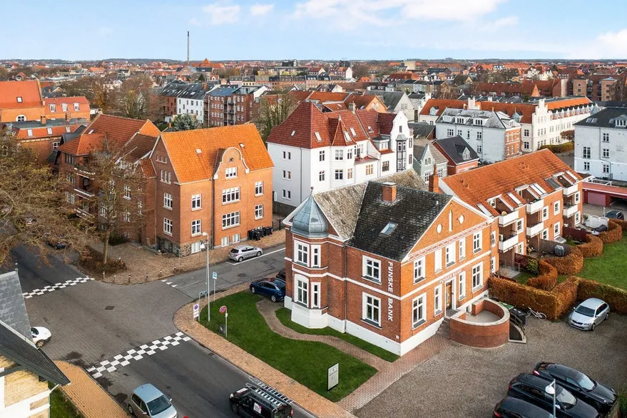 Õhuvaade - Architectural Office Property with Parking in Hunderup