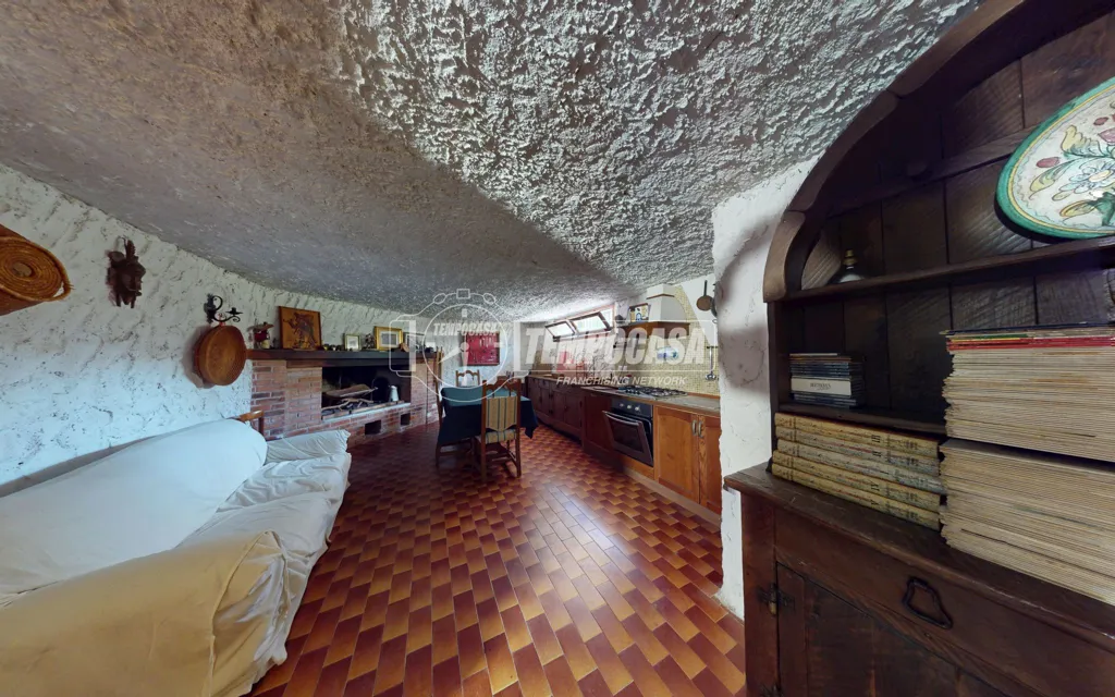 Séjour - Triplex Villa with Private Garden in Sassari