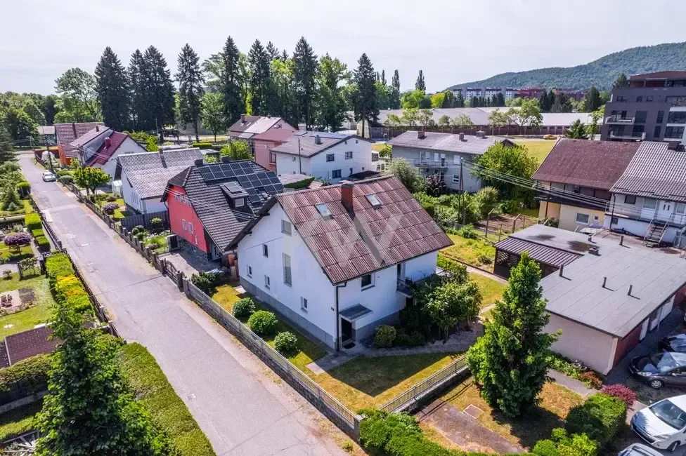 Vista aerea - Spacious Family House with Workshop in Maribor