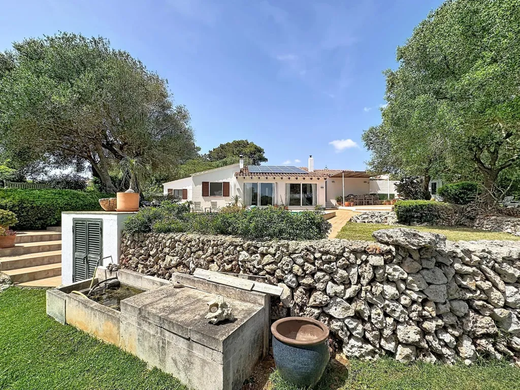 Välivaade - Renovated Mediterranean House with Pool in Maó