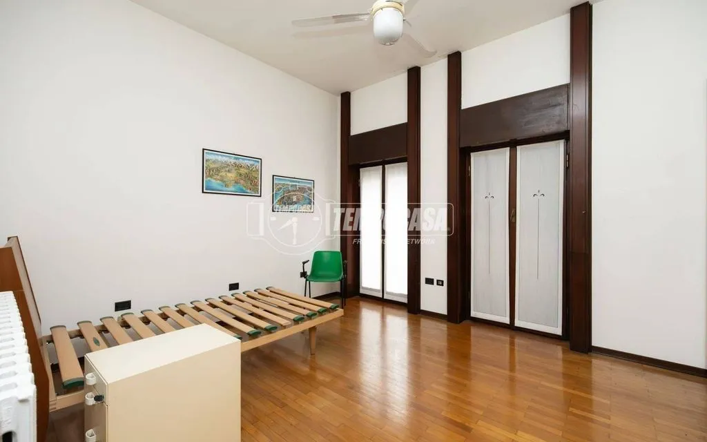 Bedrooms - Luxury Villa with Pool in Melzo, Lombardy