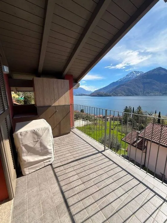 Terrass - Luxury Apartment with Lake View in Musso