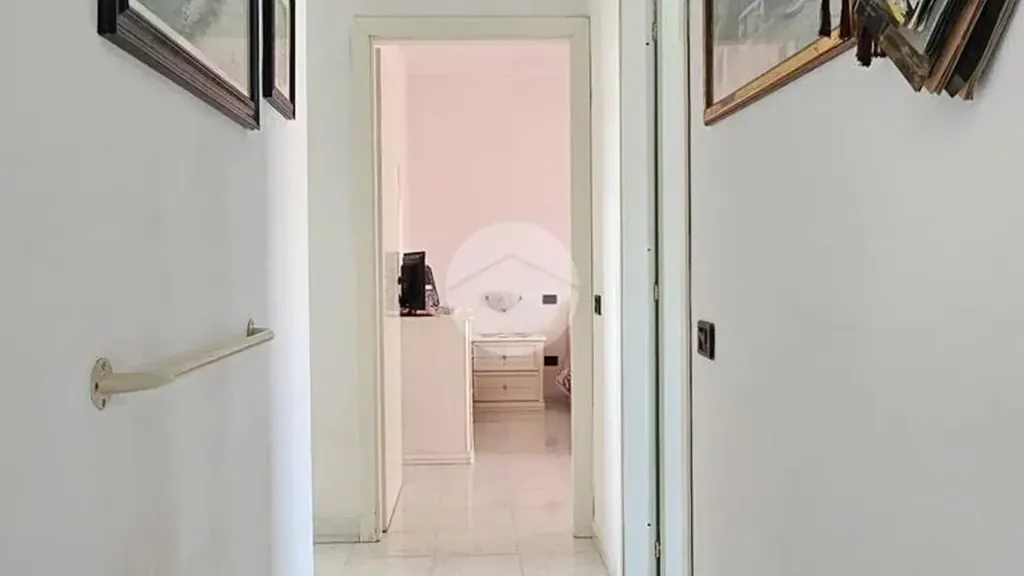 hallway_entrance