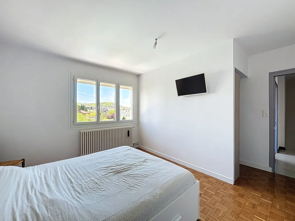 Bedrooms - House with Pool and Garden in Périgueux Centre