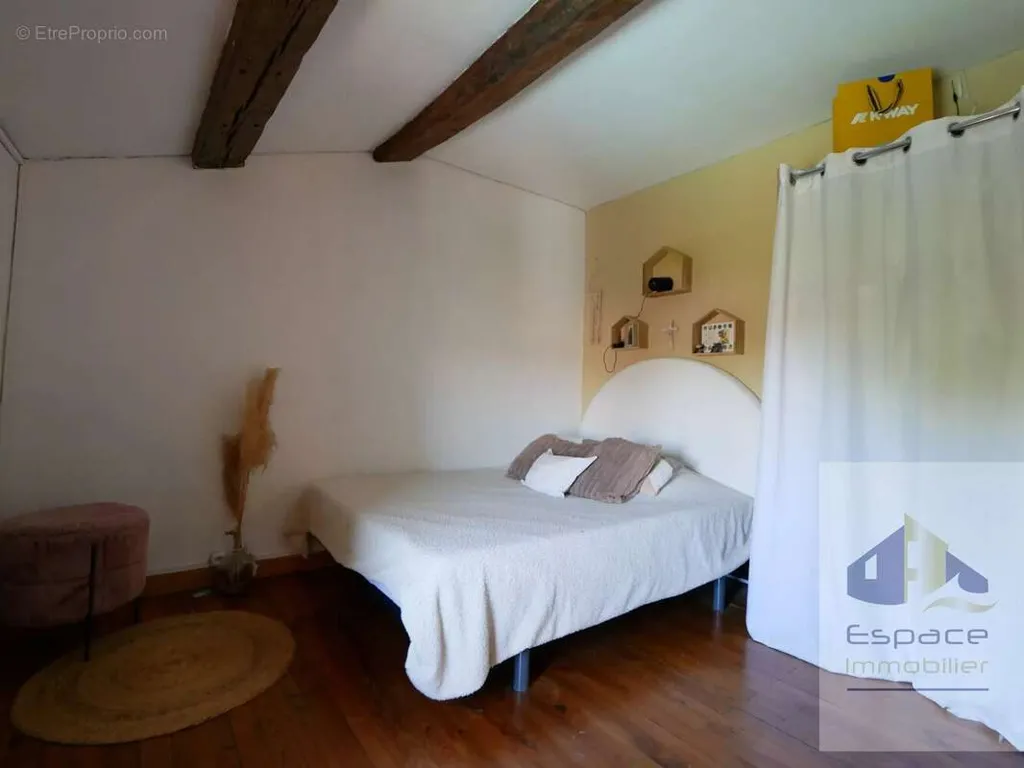 Camere da letto - Rustic Stone House with Pool near Aigrefeuille d'Aunis