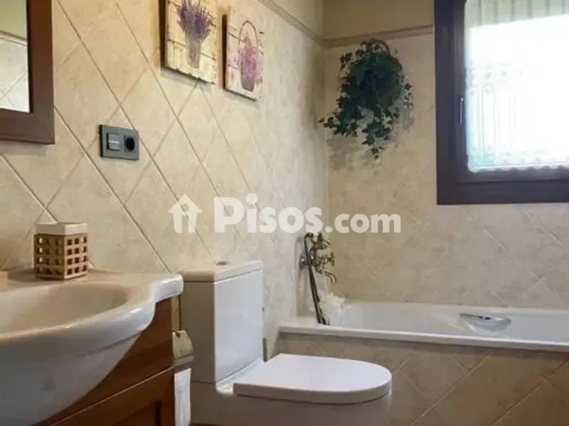 Bathrooms - Chalet with Picos de Europa Views in Arriondas