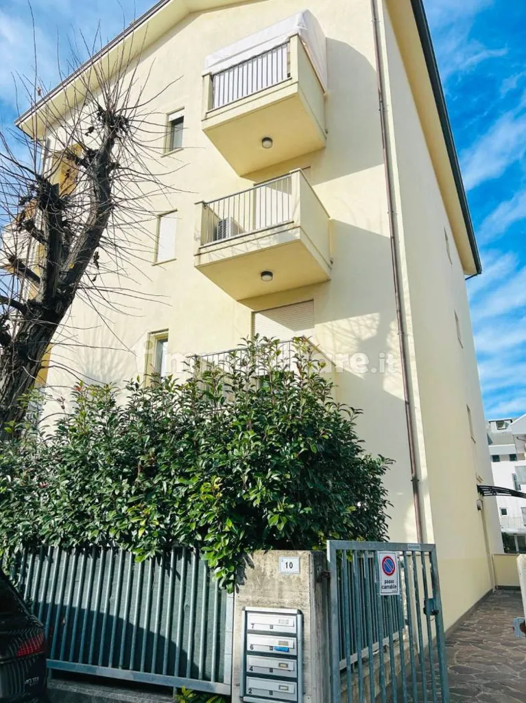 Extérieur - Trilocale with Terrace in Riccione