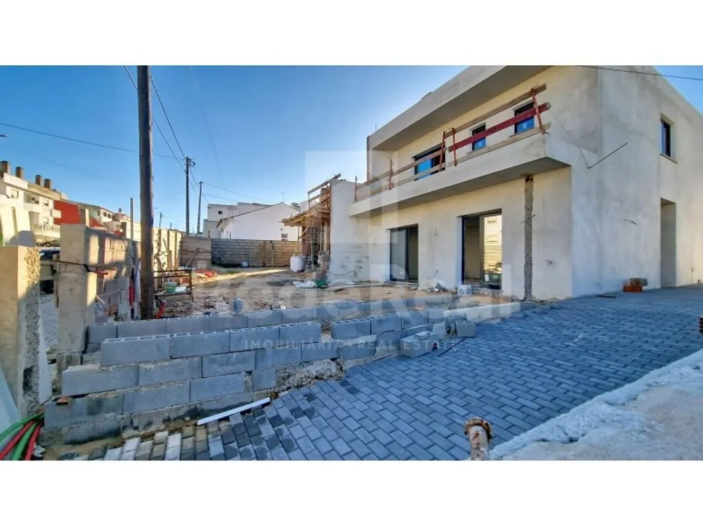 Välivaade - Luxury Semi-Detached House with Solar Panels in Algoz