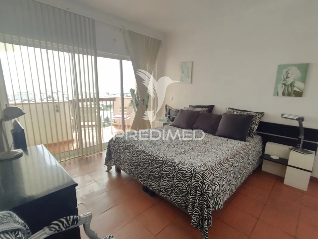 Magamistoad - T2 Apartment with Sea View in Montechoro