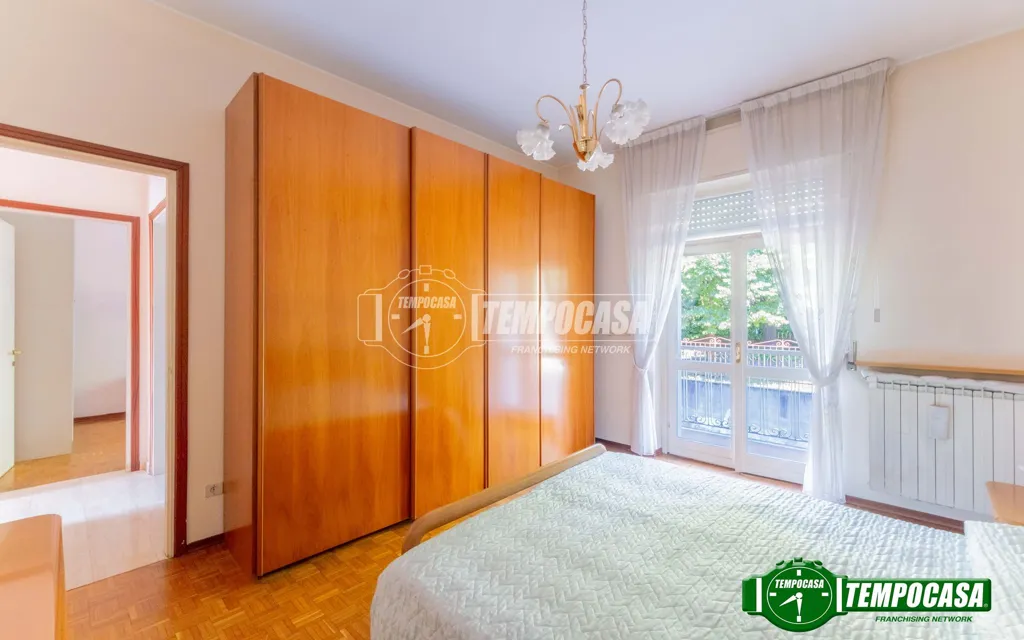 Chambres - Trilocale with Balcony in Mesero