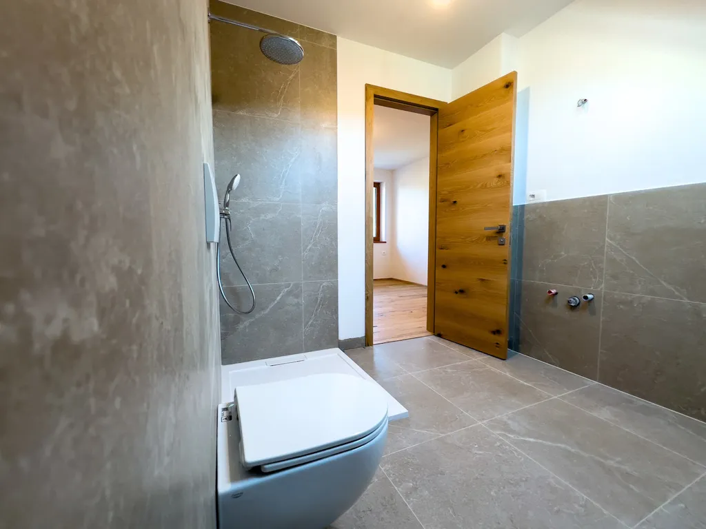 Bagni - Duplex with Garden in Domžale