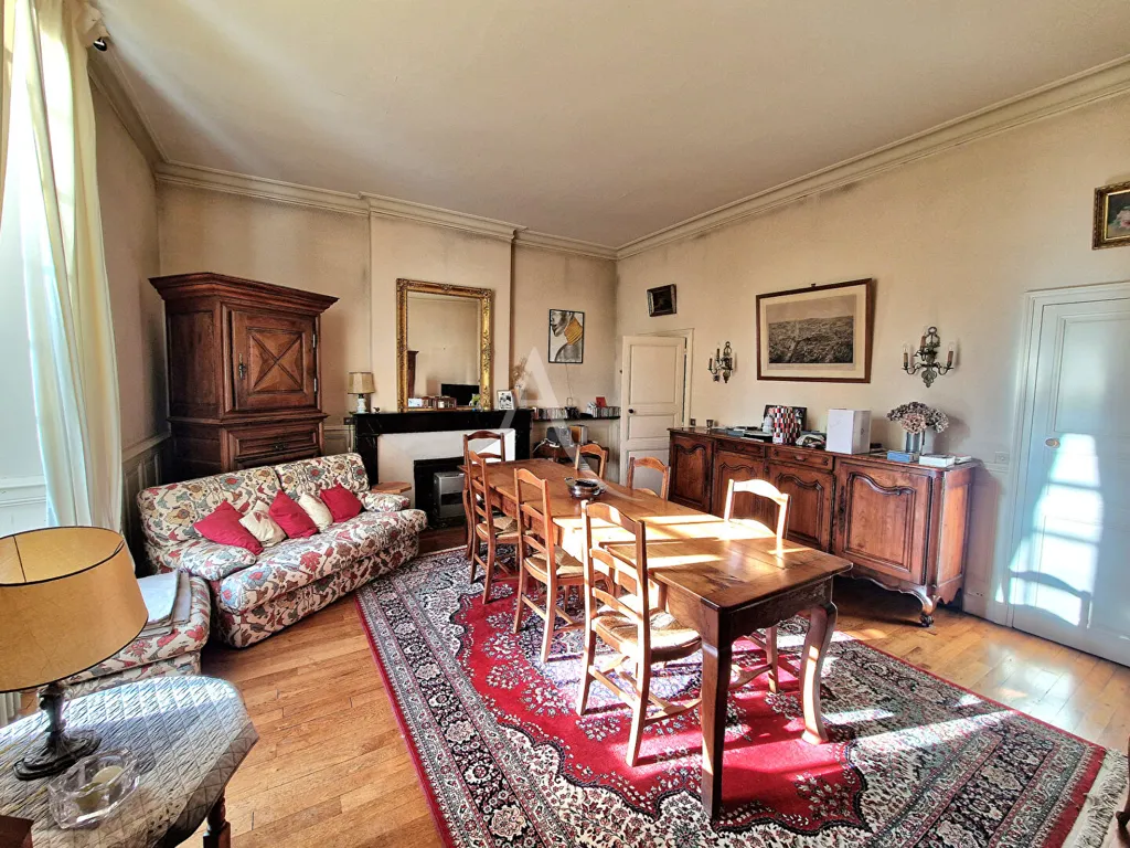 Salle à manger - Maison de Maître avec Jardin à Châteauneuf-sur-Sarthe