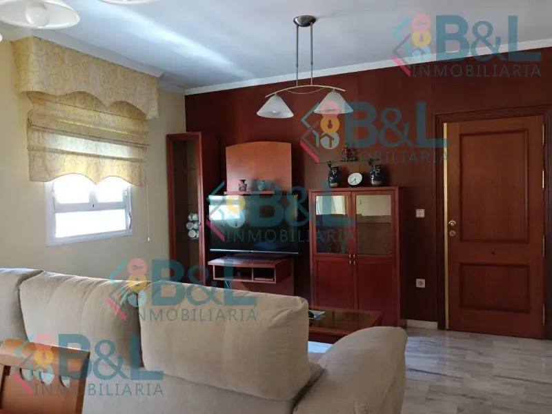 Elutuba - Modern Flat with Park View in Zafra