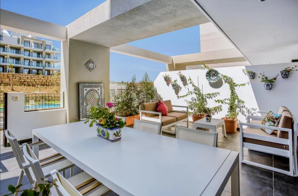 Terrass - Key-Ready 3-Bed Apartment with Sea Views in Mijas