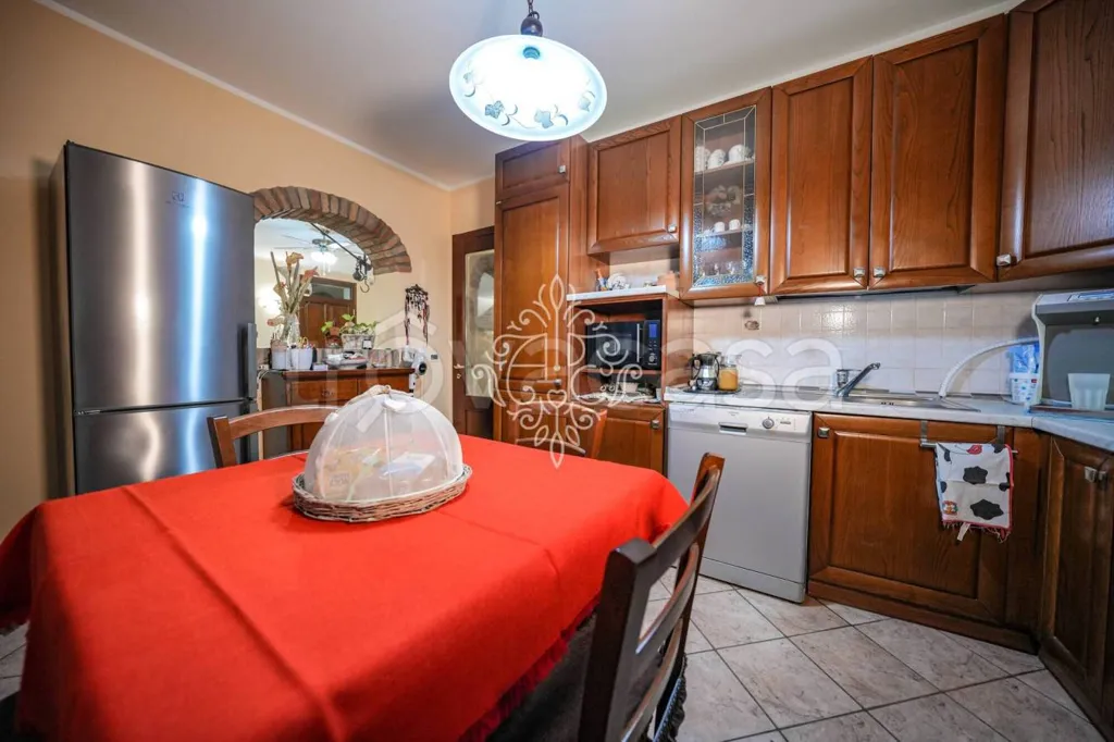 Cuisine - Bifamiliar Villa with Garden in Ravenna
