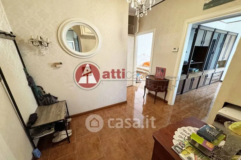 Esik - Apartment with Terrace in Trieste