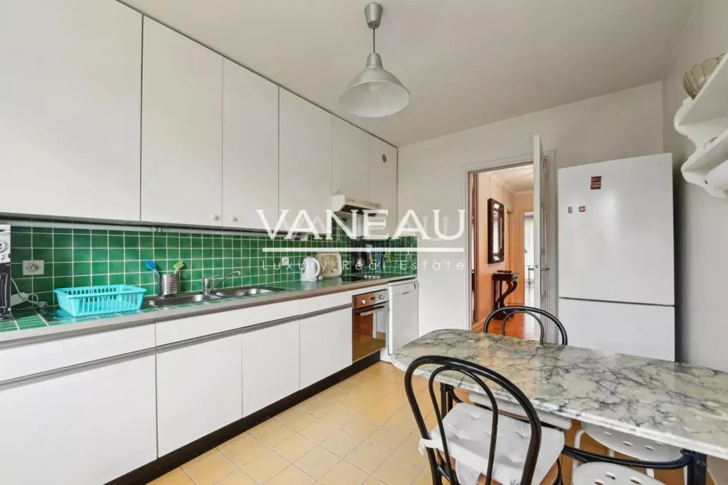 Cuisine - Appartement meublé avec balcon à Paris XIIIe