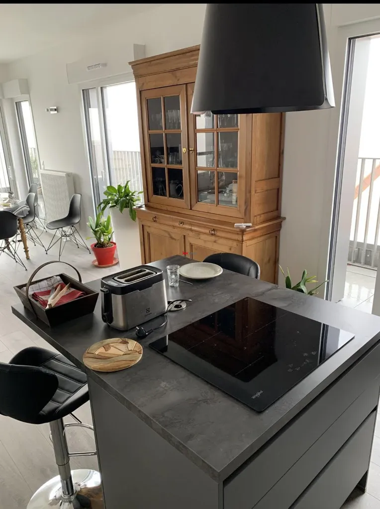 Köök - Spacious Apartment with Terrace in Prémesques