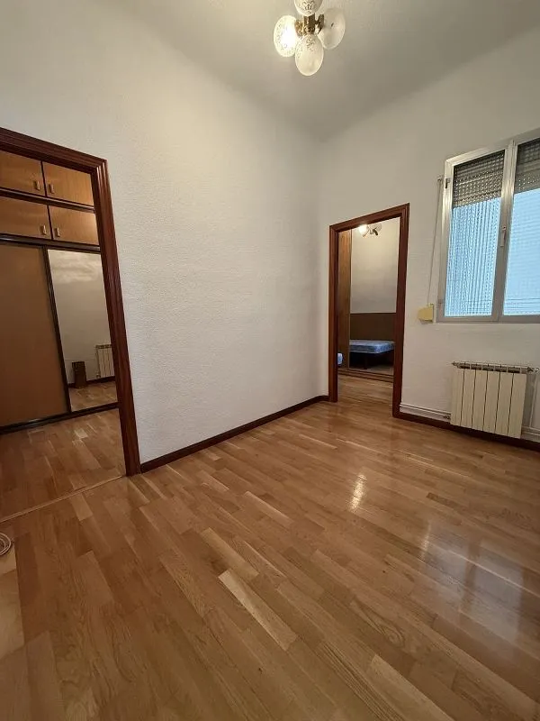 Pièces - 3-Bedroom Flat with South Orientation in Chamberí
