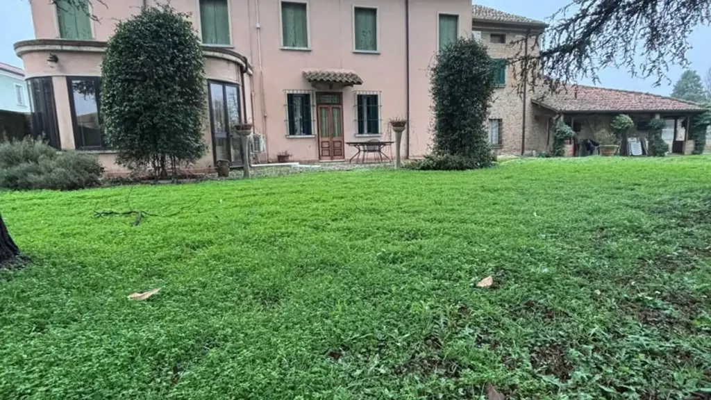 Jardin - Independent House with Garden in Trecenta