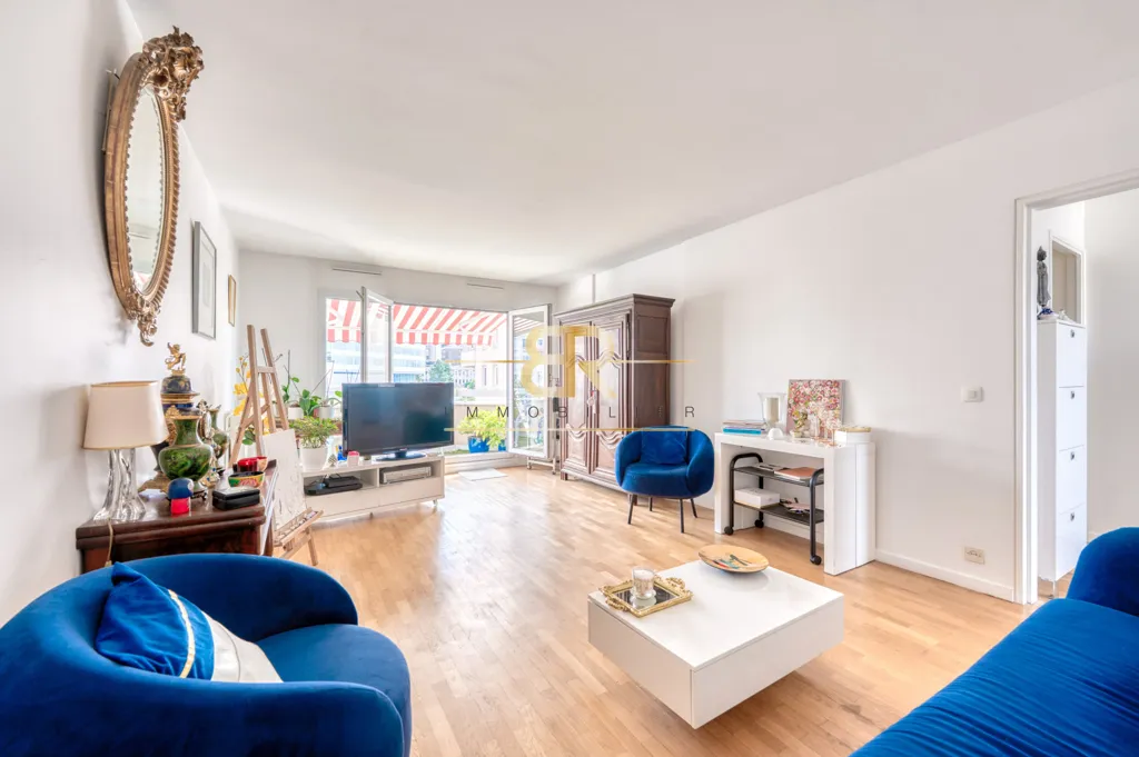 Séjour - Appartement Traversant avec Terrasse à Gentilly