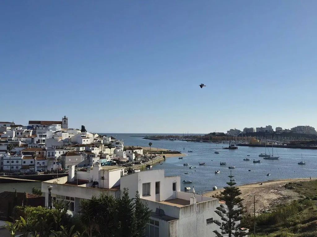 Luxury Triplex with Pool in Ferragudo