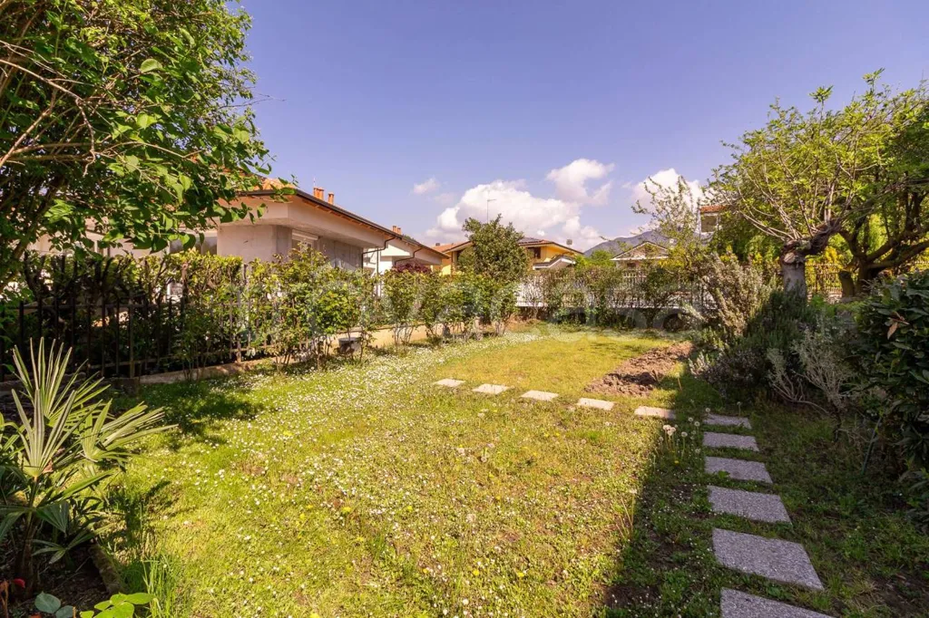 Jardin - Apartment with Terraces in Rosta