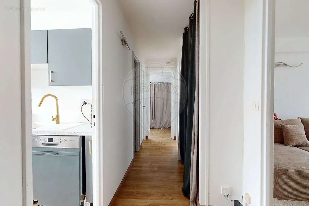 Cucina - South-Facing Flat with Balcony in Olivet