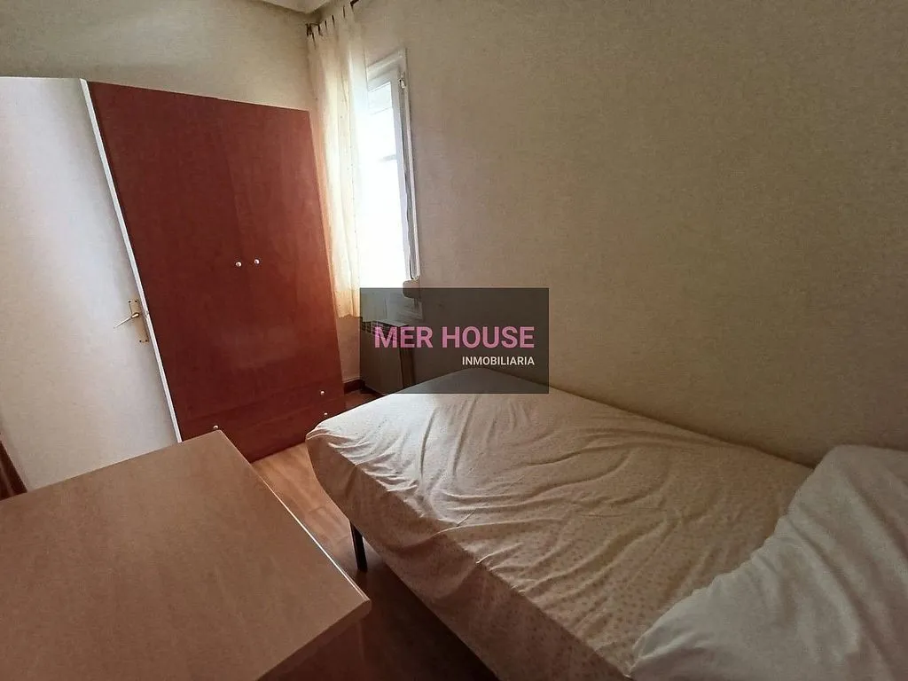 Chambres - Apartment with Lift in West District
