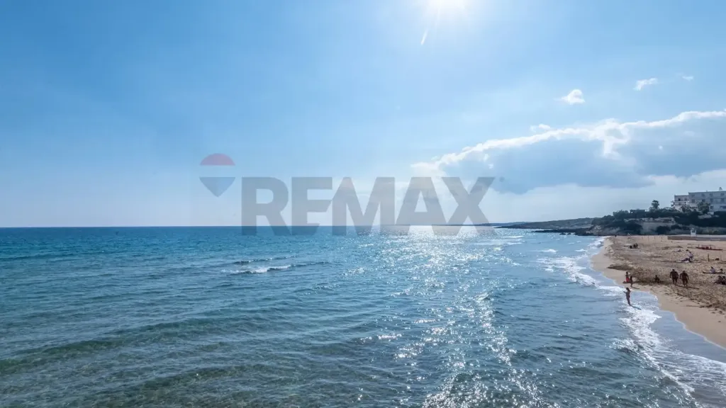 Terraced Apartment near Noto Beach