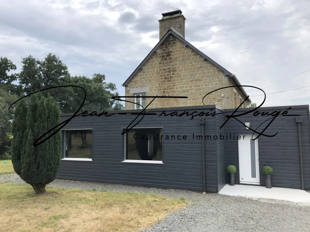 Extérieur - Maison en Pierres avec Jardin et Cuisine d'Été à Manche