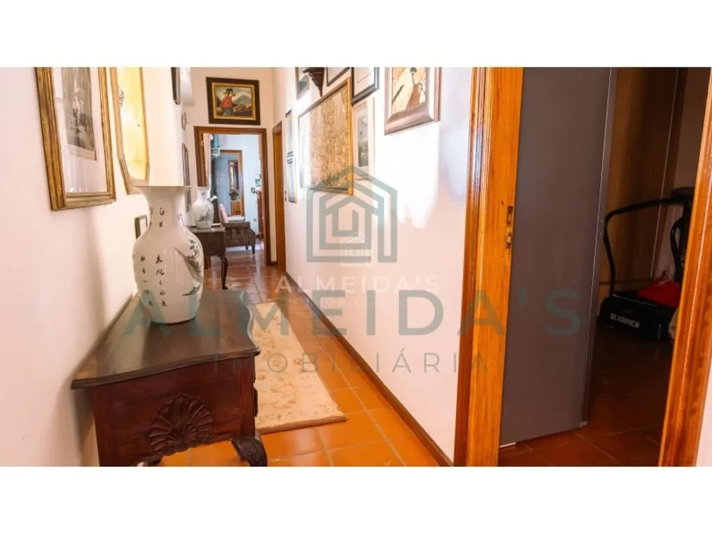 hallway_entrance