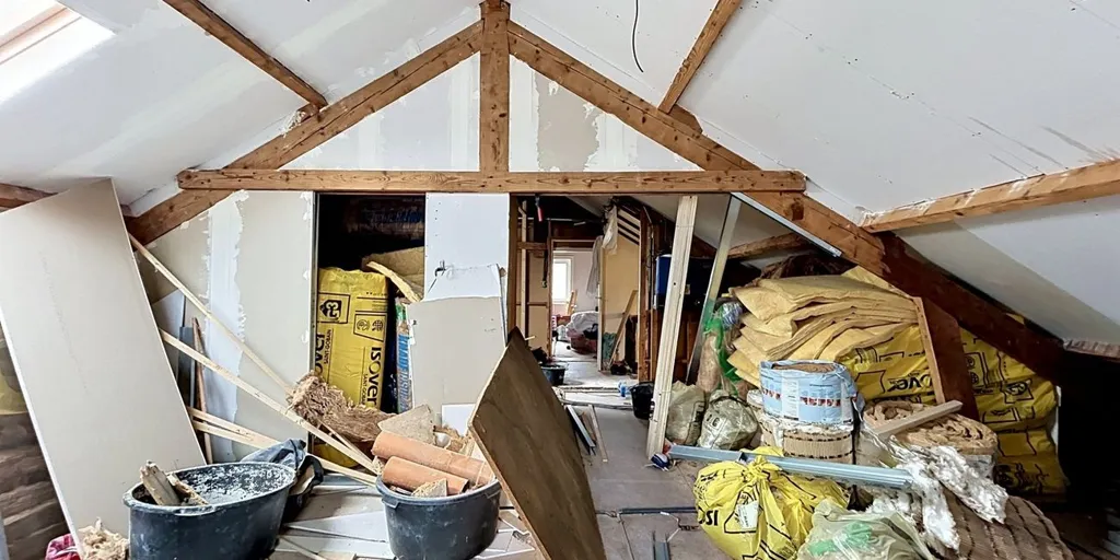 Pièces - Maison Familiale avec Piscine Chauffée à Hamont