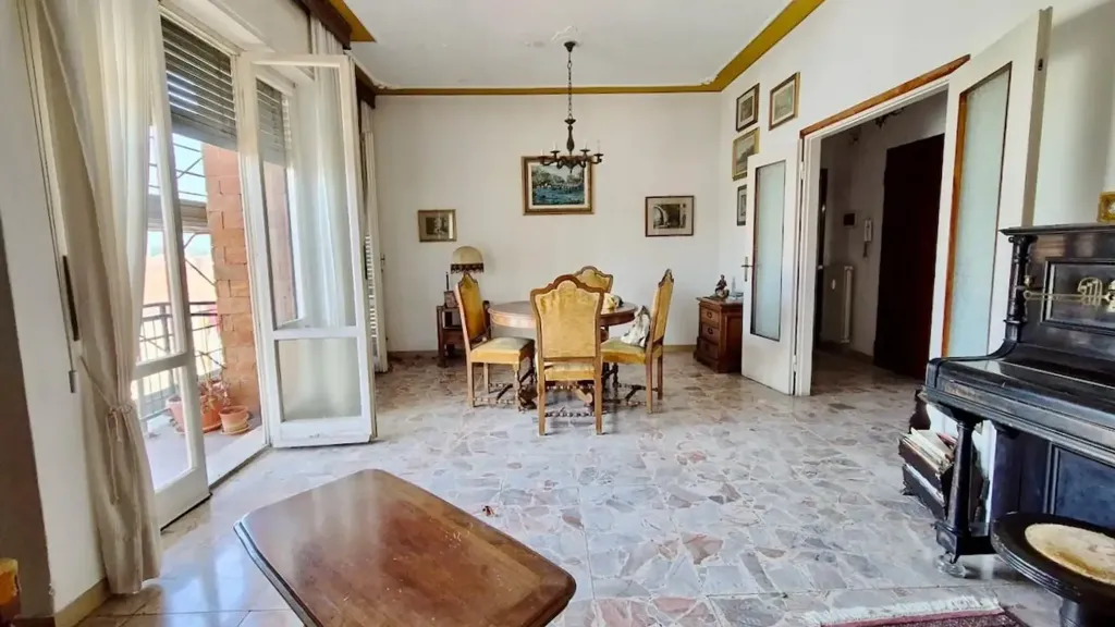 Söögituba - Apartment with Balcony in Pisa