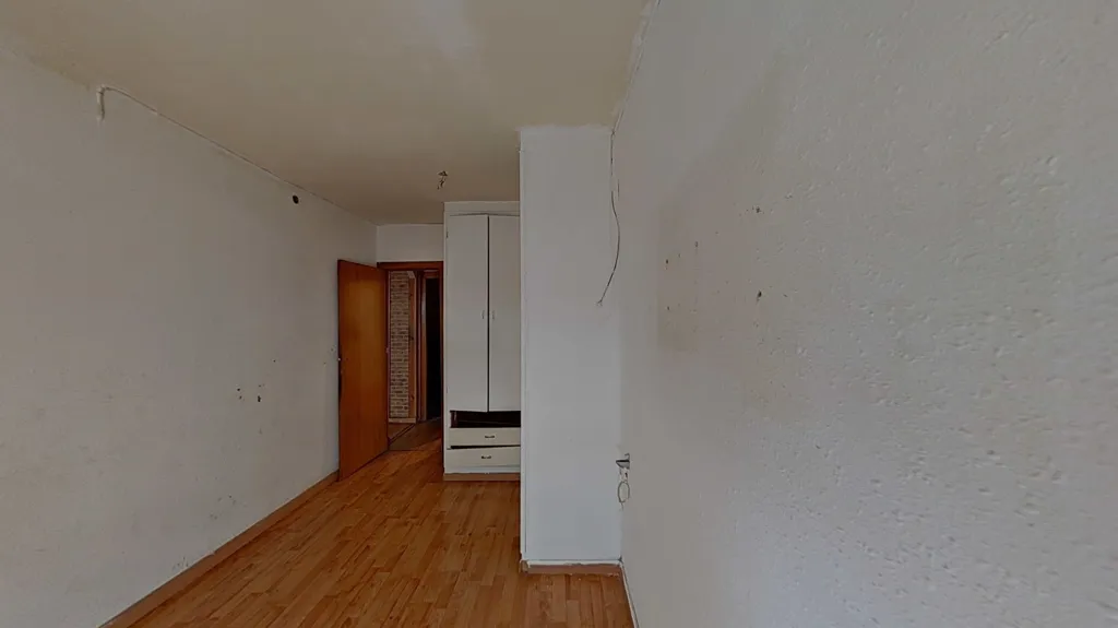 Toad - Apartment with Garden Access in Ripollet, Barcelona
