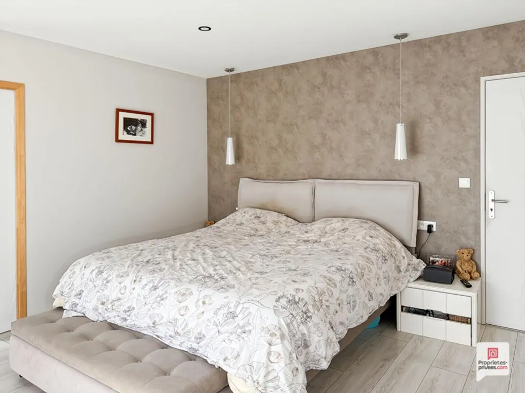 Magamistoad - Newly Built House with Pool in Precigne