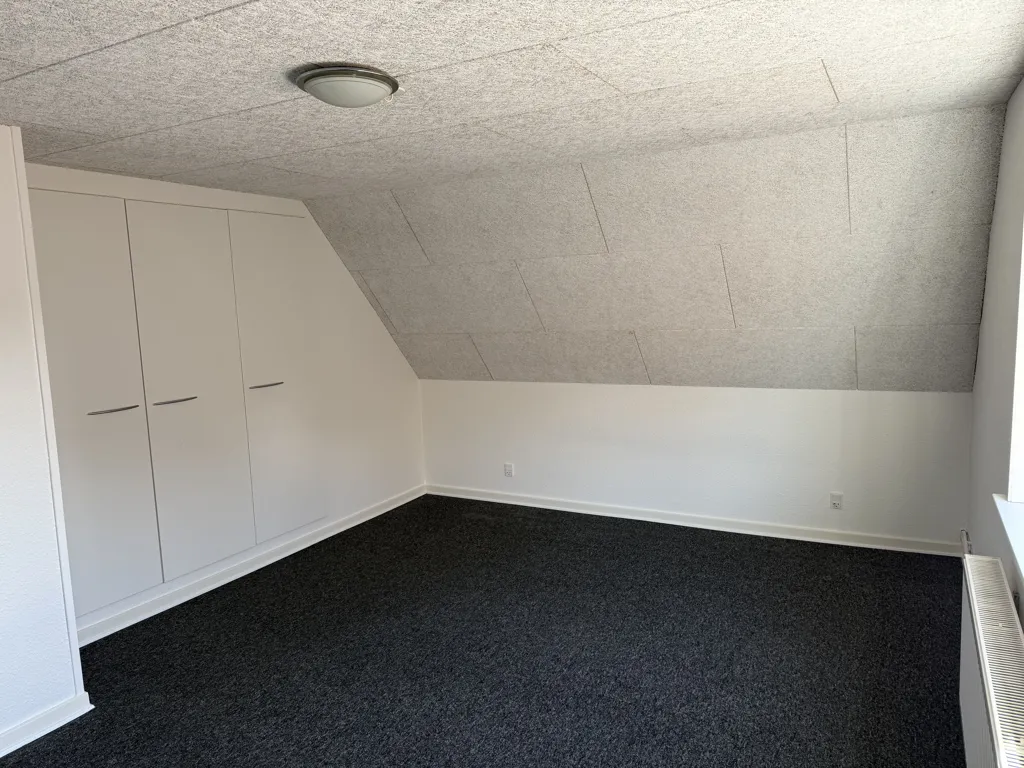 Pièces - Renovated House with Balcony in Shareable Area