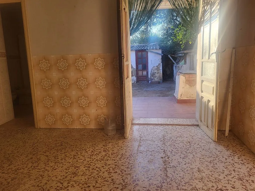 Esik - Terraced House in Quiet Area, Azuaga