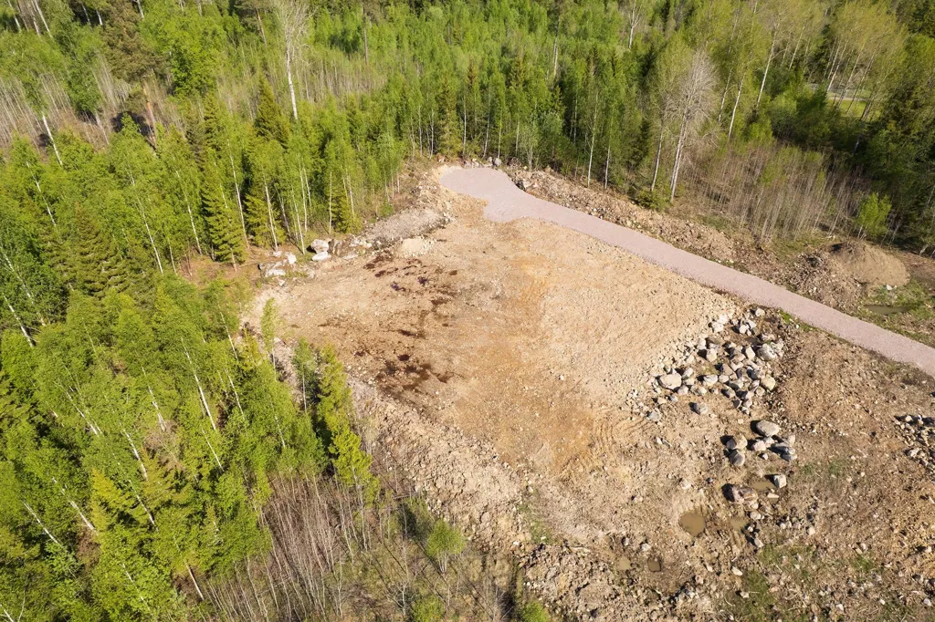 Maa asukohas Knivsta kommun