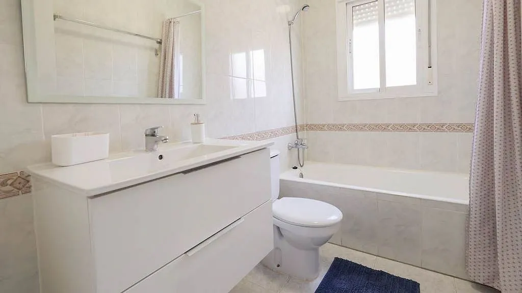 Vannitoad - Duplex with Sea View in Rojales