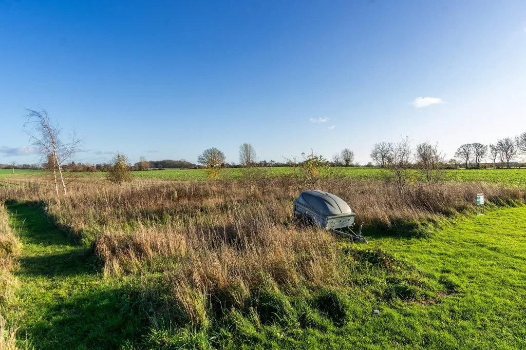 Jardin - Year-Round Plot with 5G Coverage in Orup